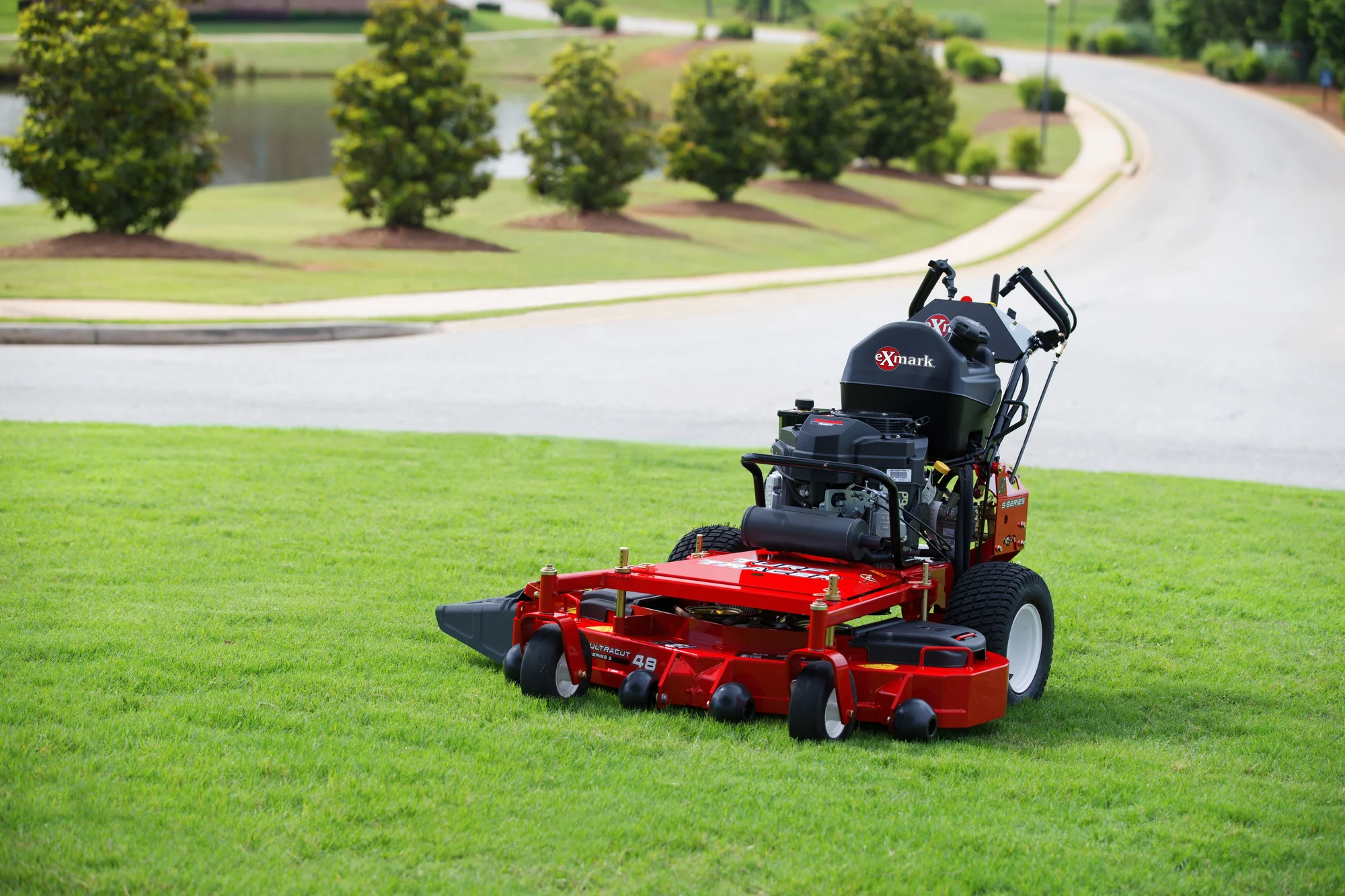 Exmark Turf Tracer Hydro S Series Lawn Mower TTS600GKA523E0