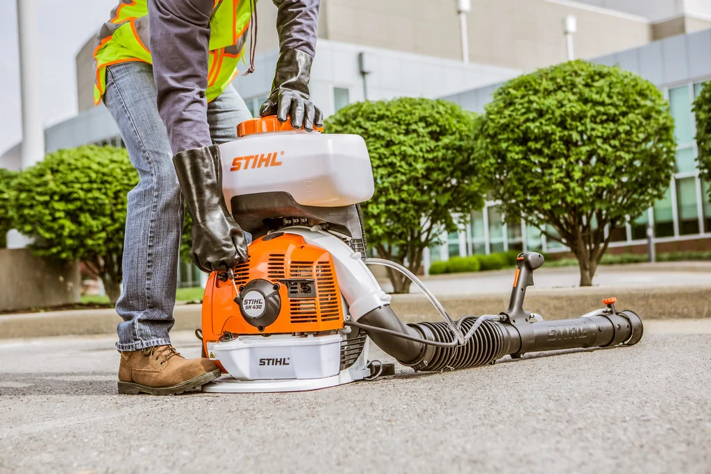 STIHL Sr Series Speciality Equipment Adjustable Nozzle Options feature image